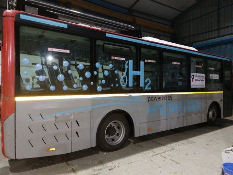 OIL accomplishes beta demo of H2-powered bus developed under ‘SNEH’ startup program