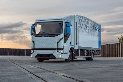 Loop Energy powers UK’s first hydrogen e-truck manufactured by Tevva Motors