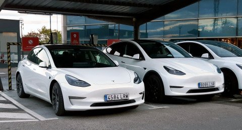 Tesla has opened 32 Supercharging stations in China just in the month of June