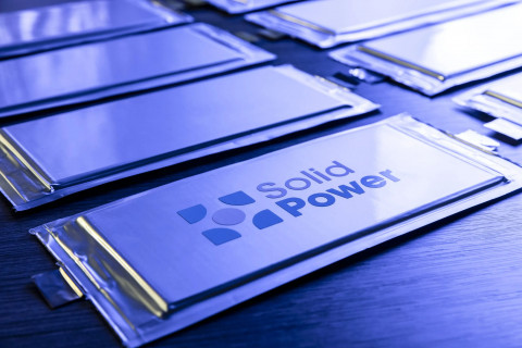 Solid Power presents its first A-sample cells for automotive qualification