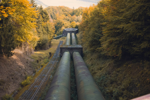 Daily Shorts: Snam plans H2 pipeline, esVolta gets $170 mn for California energy storage, and more