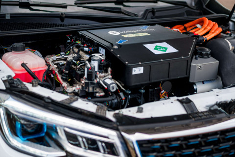 Intelligent Energy develops 'game changing' H2 fuel cell powertrain for passenger cars