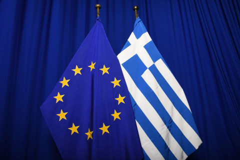 European commission approves €1 bn for two solar-storage projects in Greece