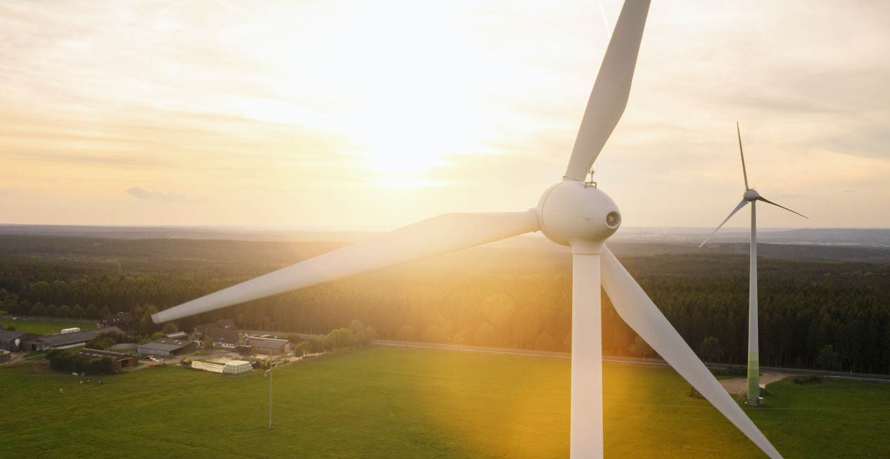 Victoria getting largest wind farm in southern hemisphere: 1,333 MW + 300 MW battery