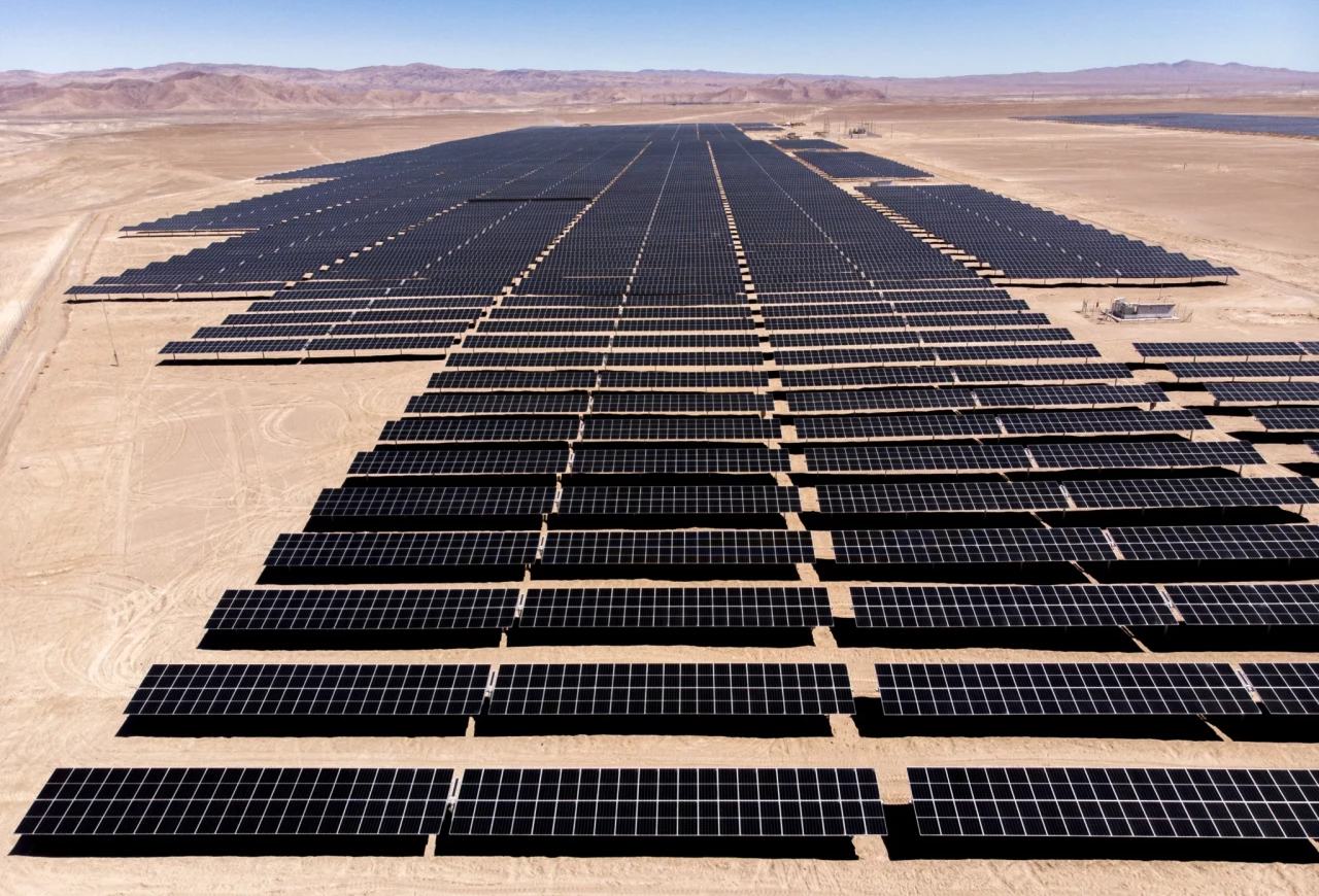 Grenergy closes funding for Phase 1 and 2 of world's largest energy storage project in Chile