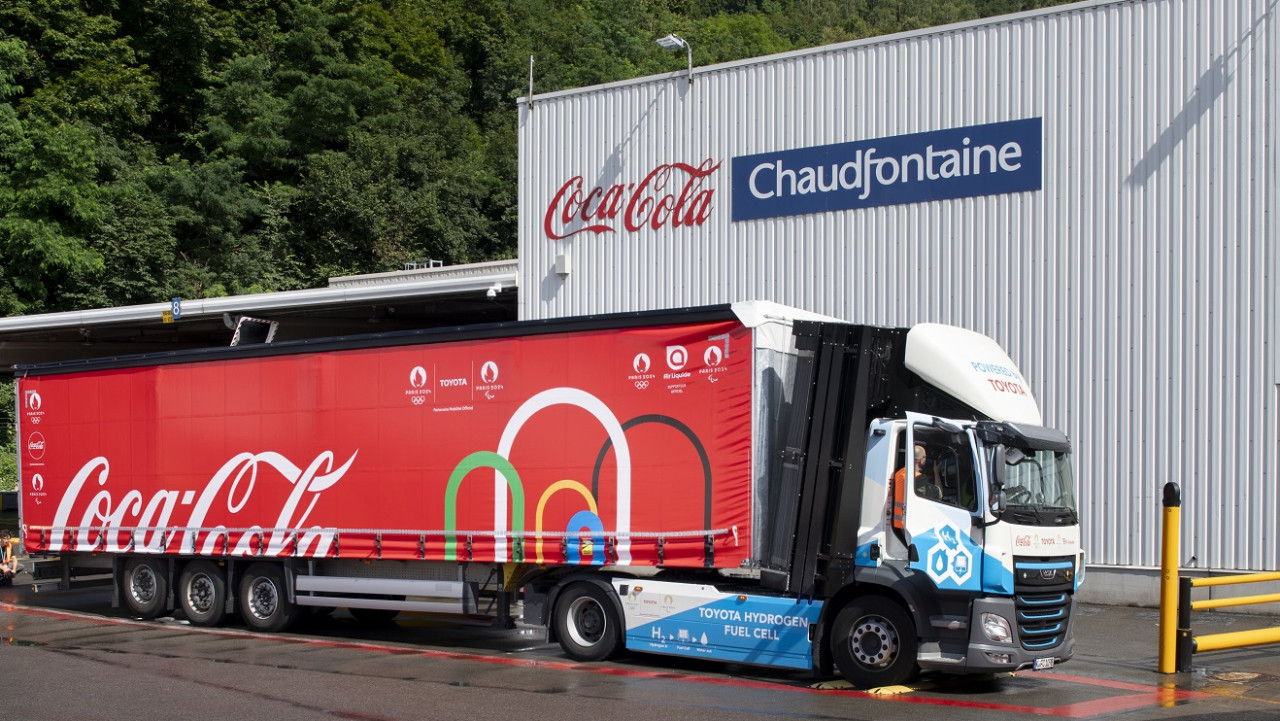 Toyota, Coca-Cola, Air Liquide pilot hydrogen-fueled trucks for European supply chain