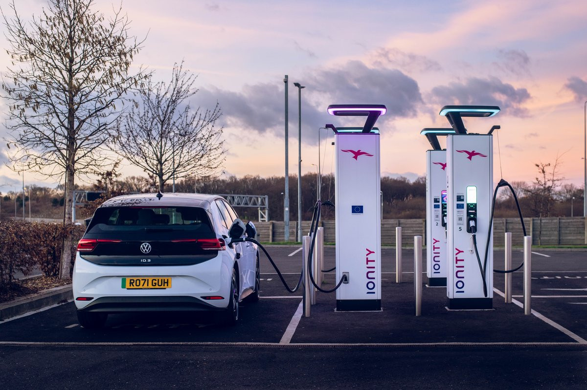 Octopus Electroverse connects 850,000 EV chargers in Europe