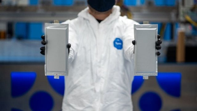 Ford, BMW boost investment in solid-state battery startup